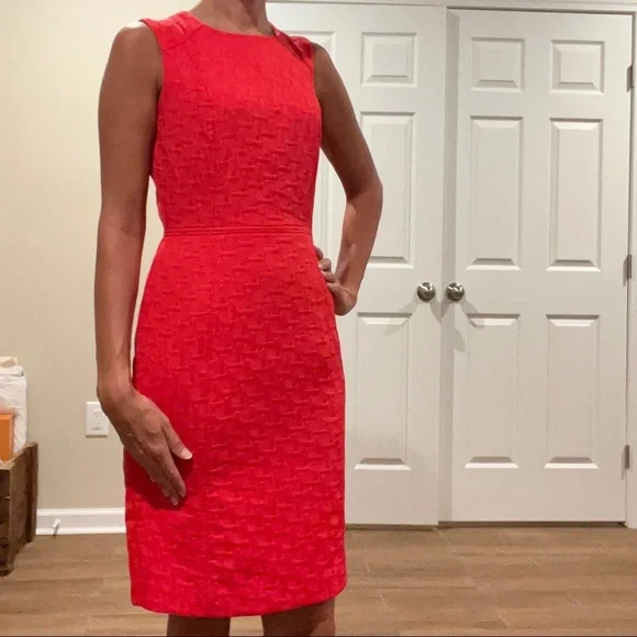 Banana Republic red dress, perfect to wear to the office - Picture 1 of 6